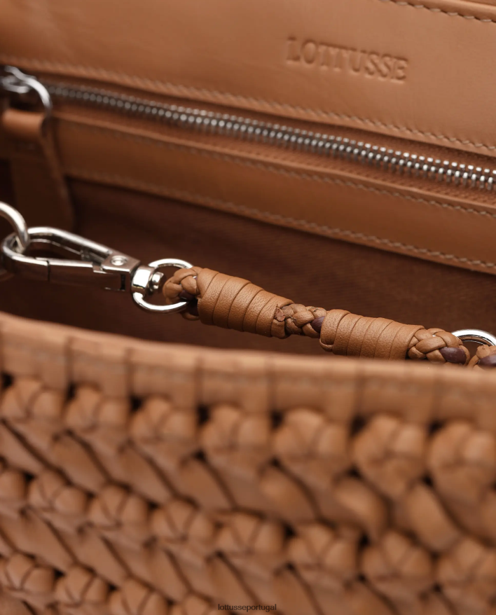 ponto Lottusse coleção bolsa com alça superior de cordeiro lavado trançado noodbag natural 86F22T424 acessórios