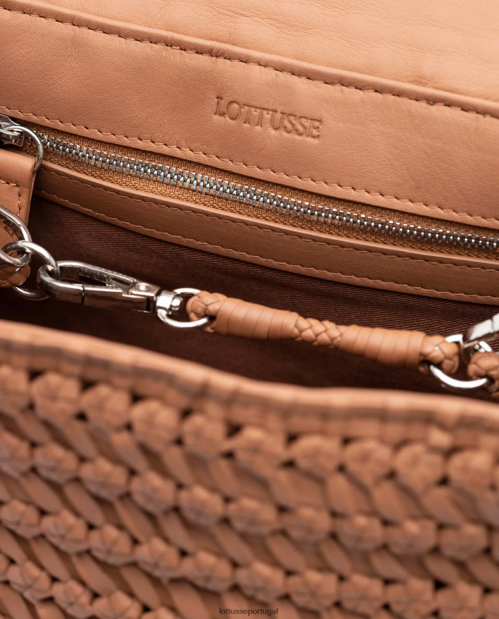 ponto Lottusse mulheres bolsa com alça superior de cordeiro lavado trançado noodbag marrom 86F22T344 acessórios